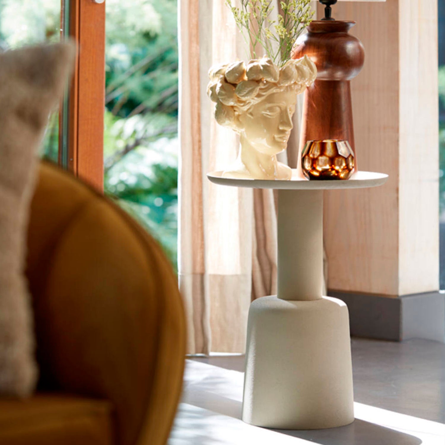 Mesa Lateral Milaki Beige - Form Design