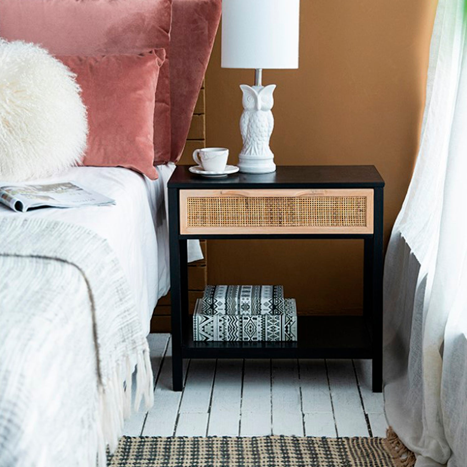 Velador John Negro - Form Design