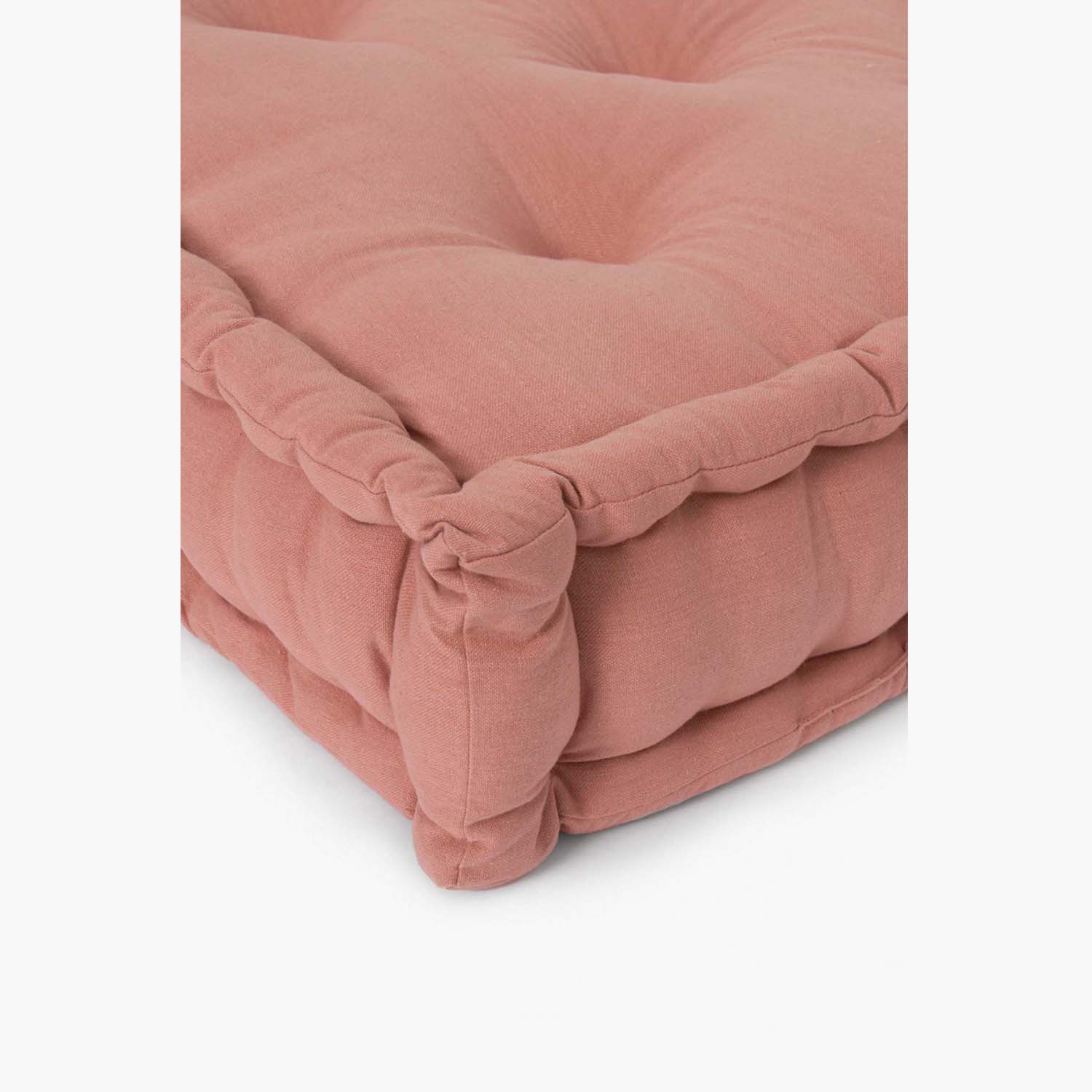 Cojin de suelo Gavema 120x60 Coral - Form Design