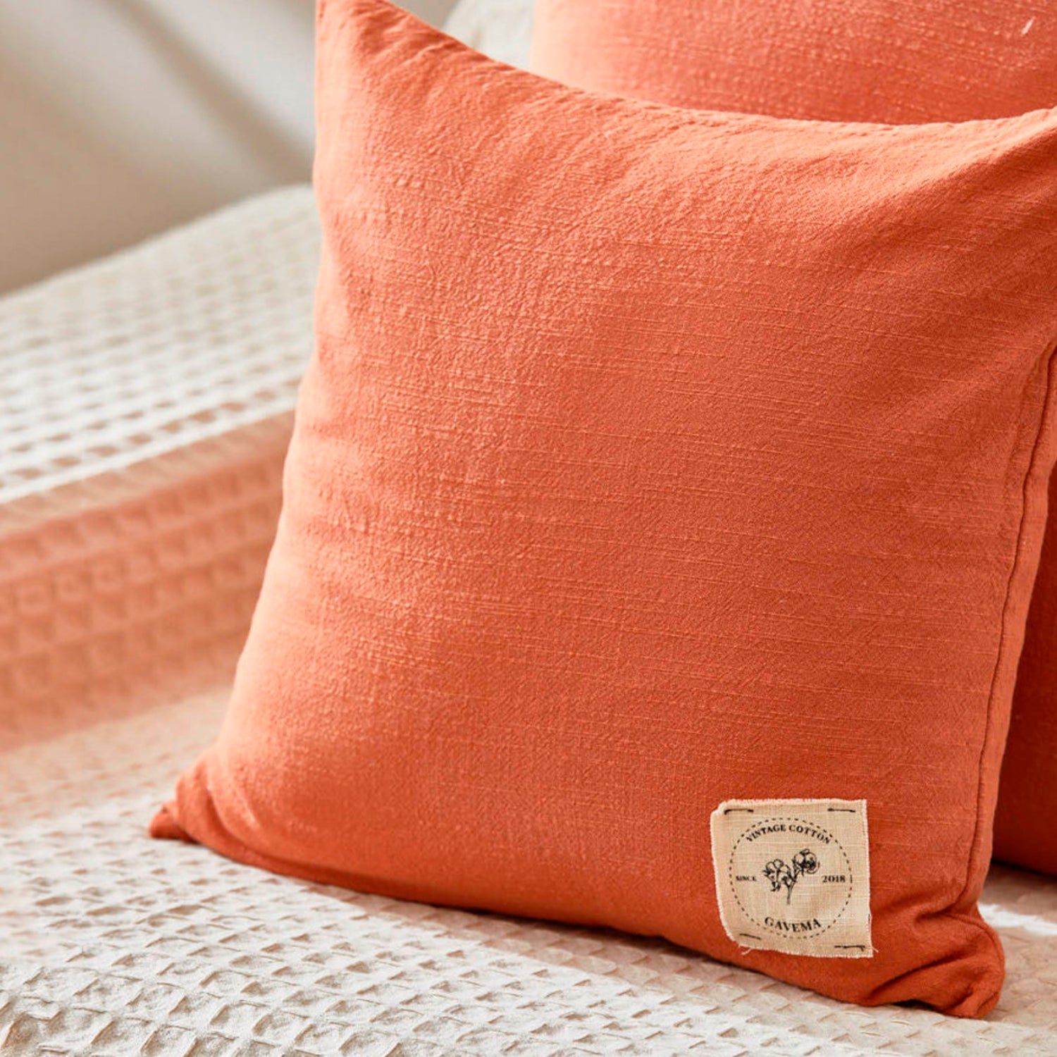 Funda Cojín Gavema2 Tierra 60x60 - Form Design