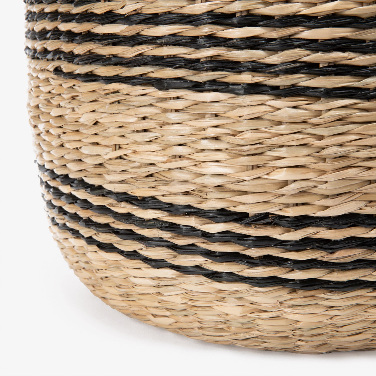 Canasto Baiara M - Form Design