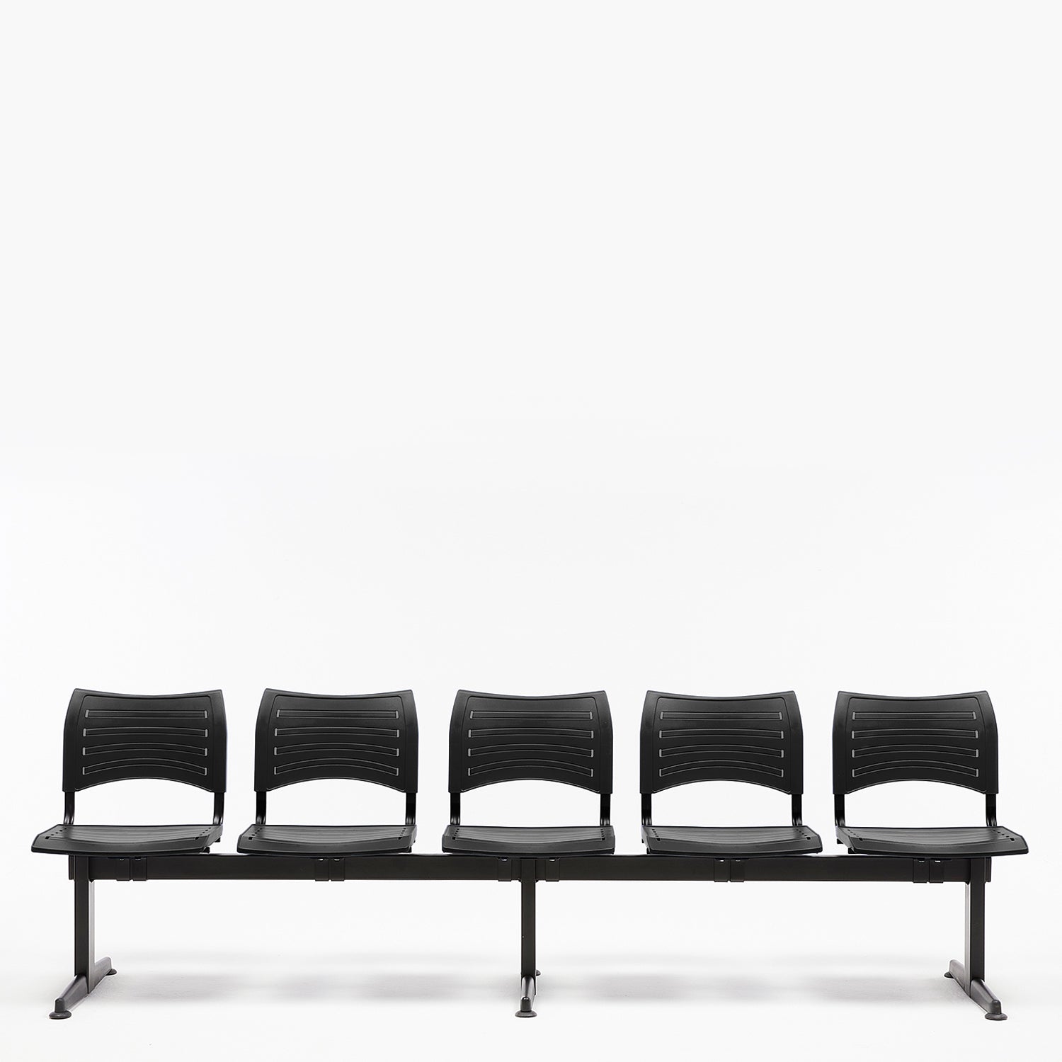 Banqueta Oficina Pata Recta Spring PP 5C Negro Base Negro - Form Design