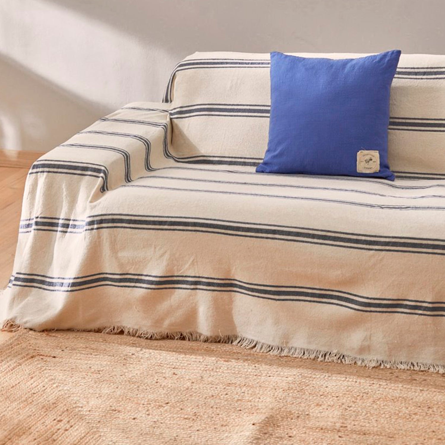 Colcha Bari Gris Oscuro 180x260 (Cama 1 o 1 1/2 Plazas)