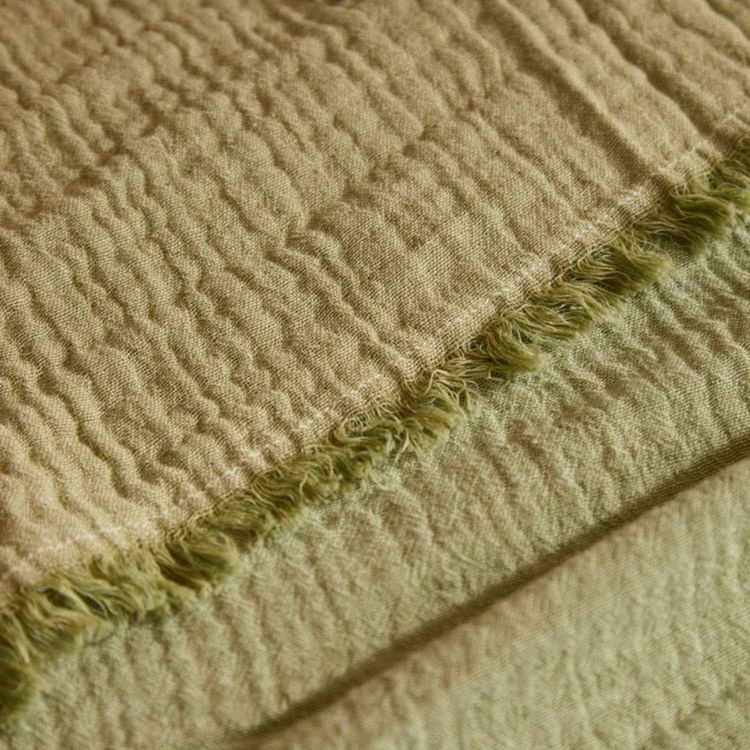 Colcha Layer2 Verde 180x260 (Cama 1 o 1 1/2 Plazas)