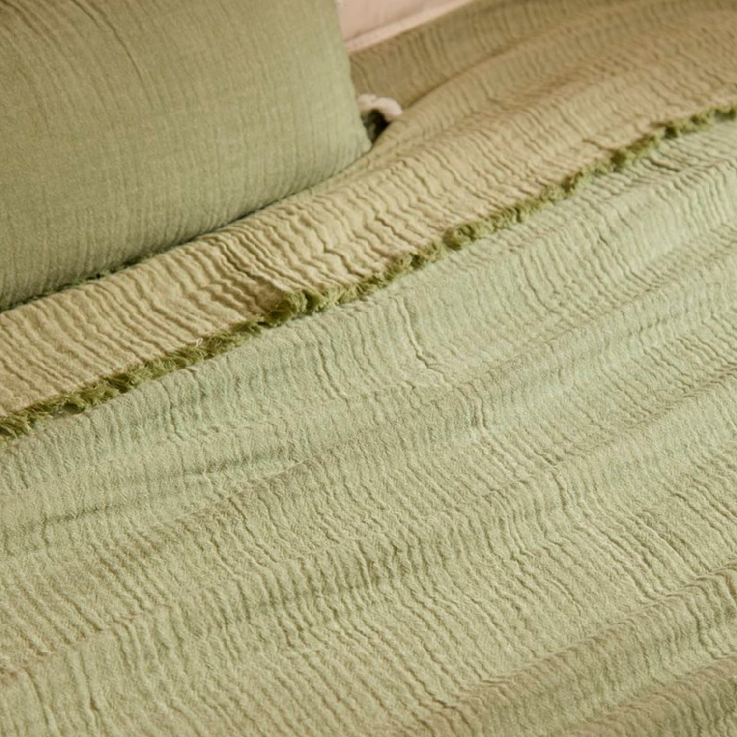 Colcha Layer2 Verde 180x260 (Cama 1 o 1 1/2 Plazas)