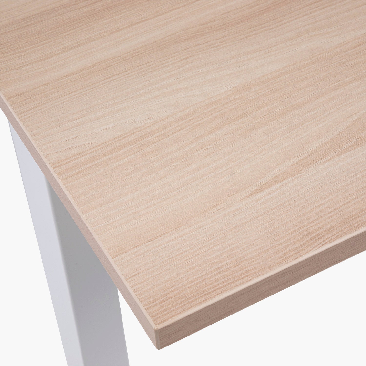 Escritorio Cosmo Eléctrico con Pasacables 140x60