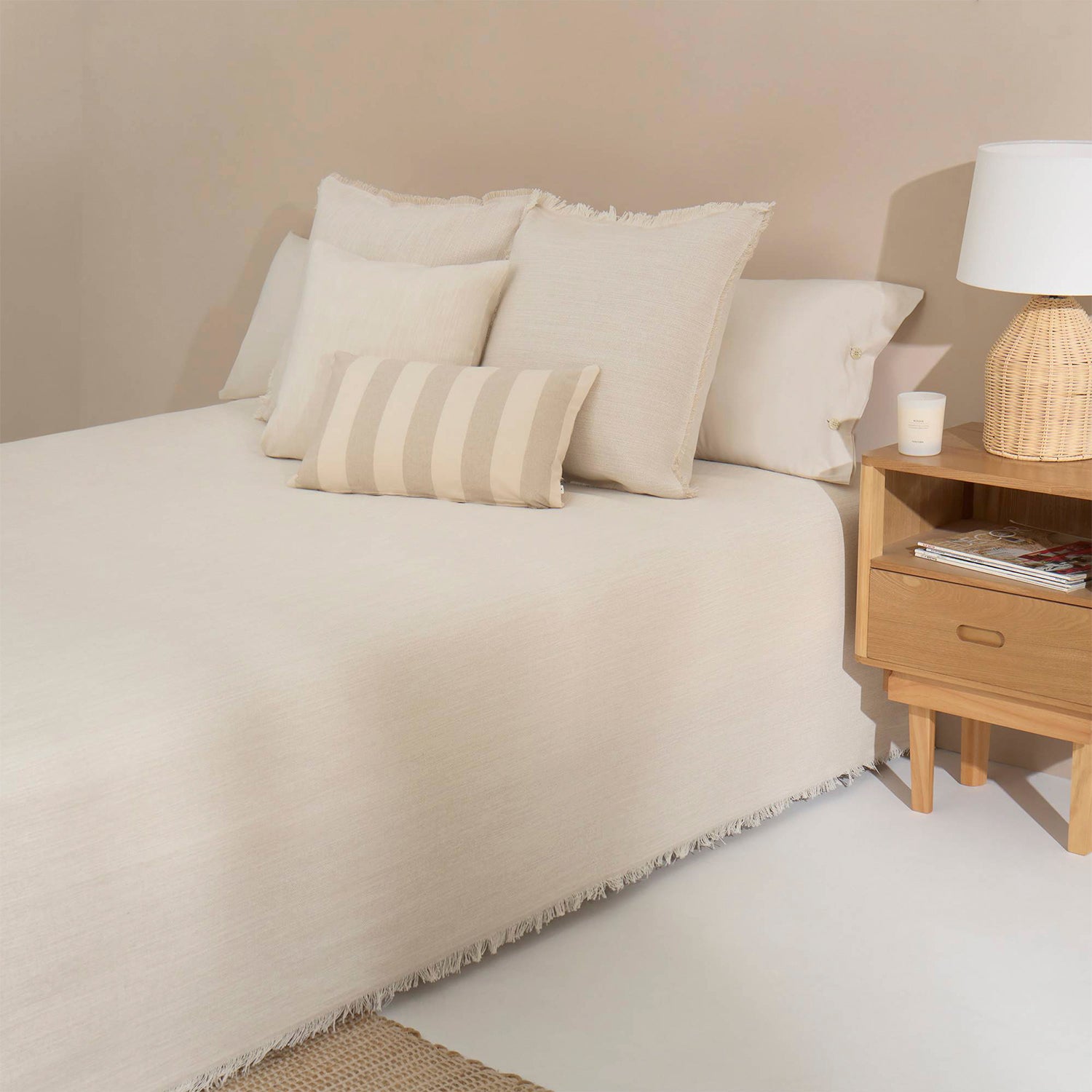 Colcha Grisfu 180x280 Crudo (Cama 1,5 Plazas)