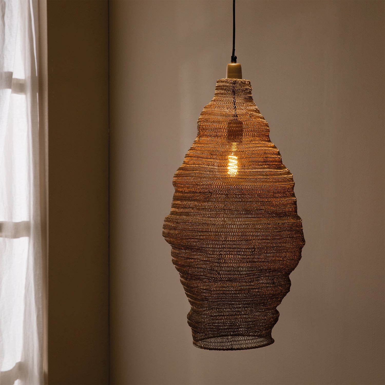 Lámpara de Colgar Nyra Bronce - Form Design