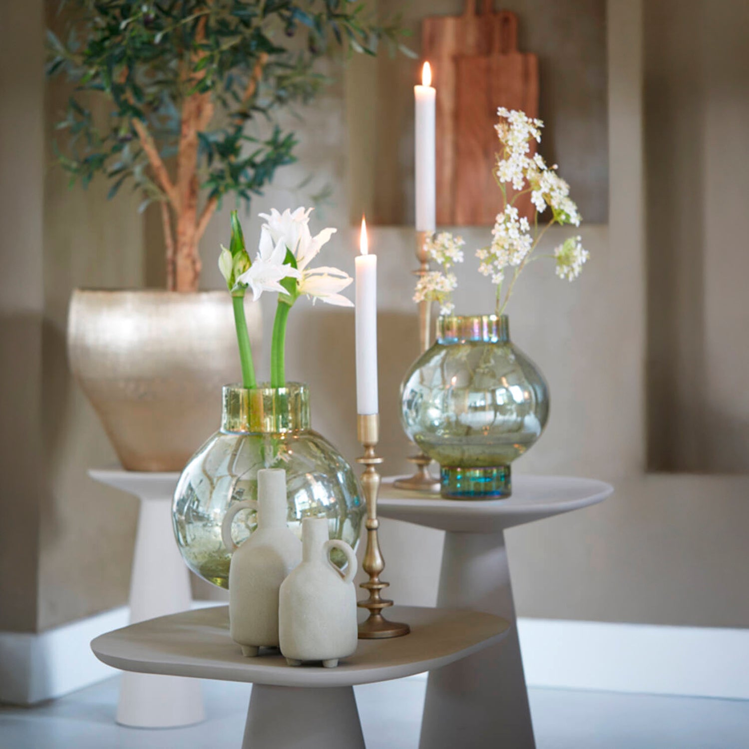 Mesa Lateral Abala Baja Crema