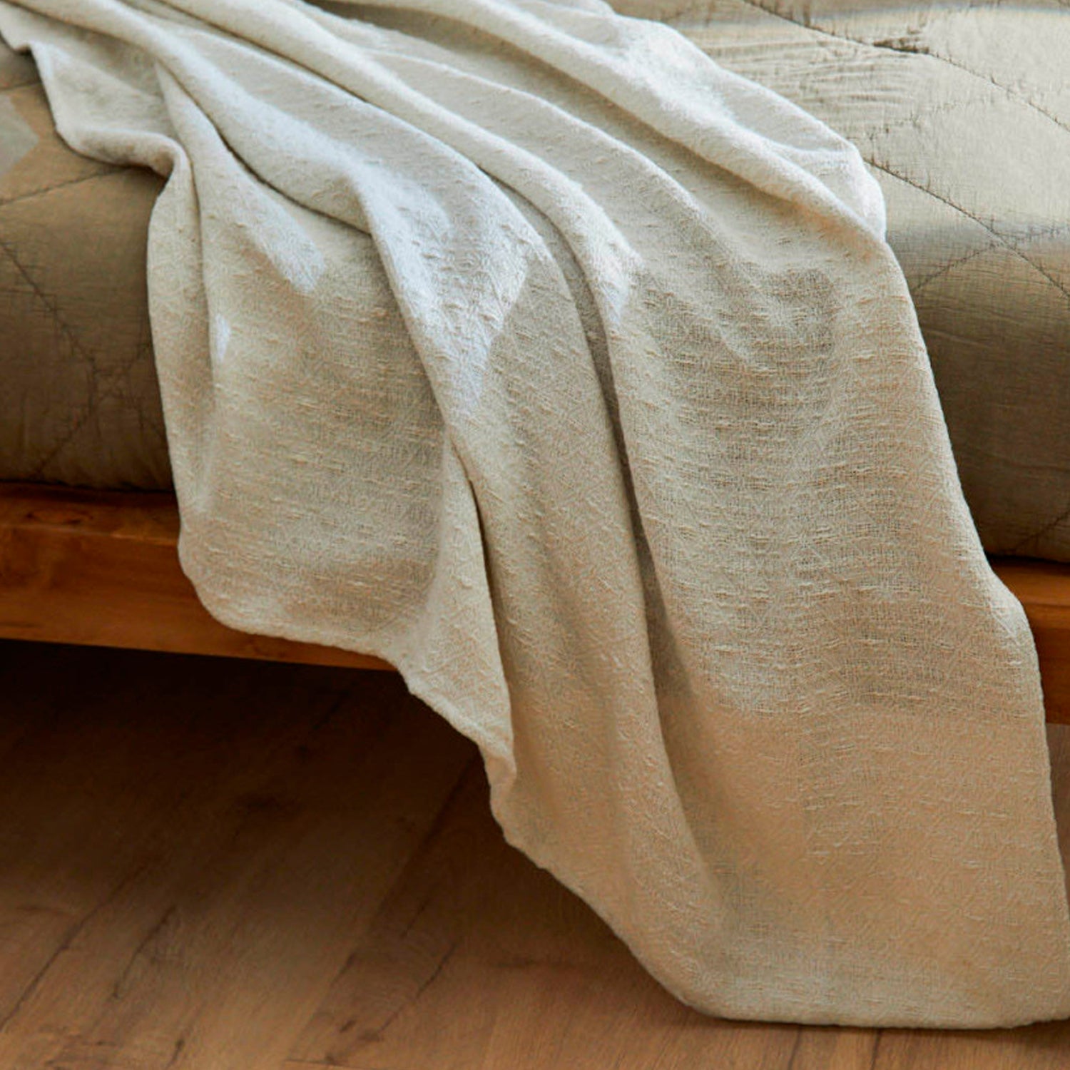 Manta Zurich 120x180 - Form Design