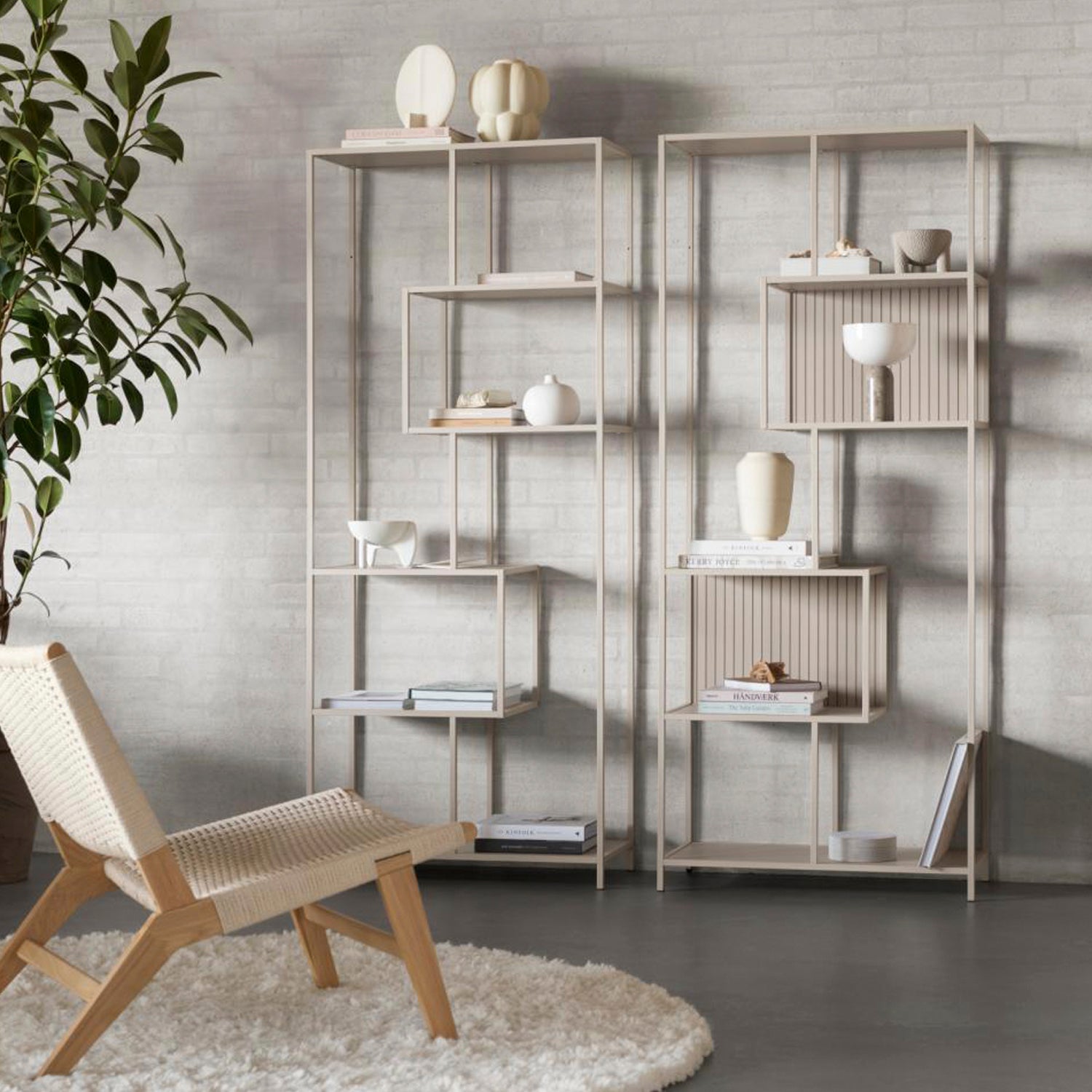 Librero Seaford Taupe