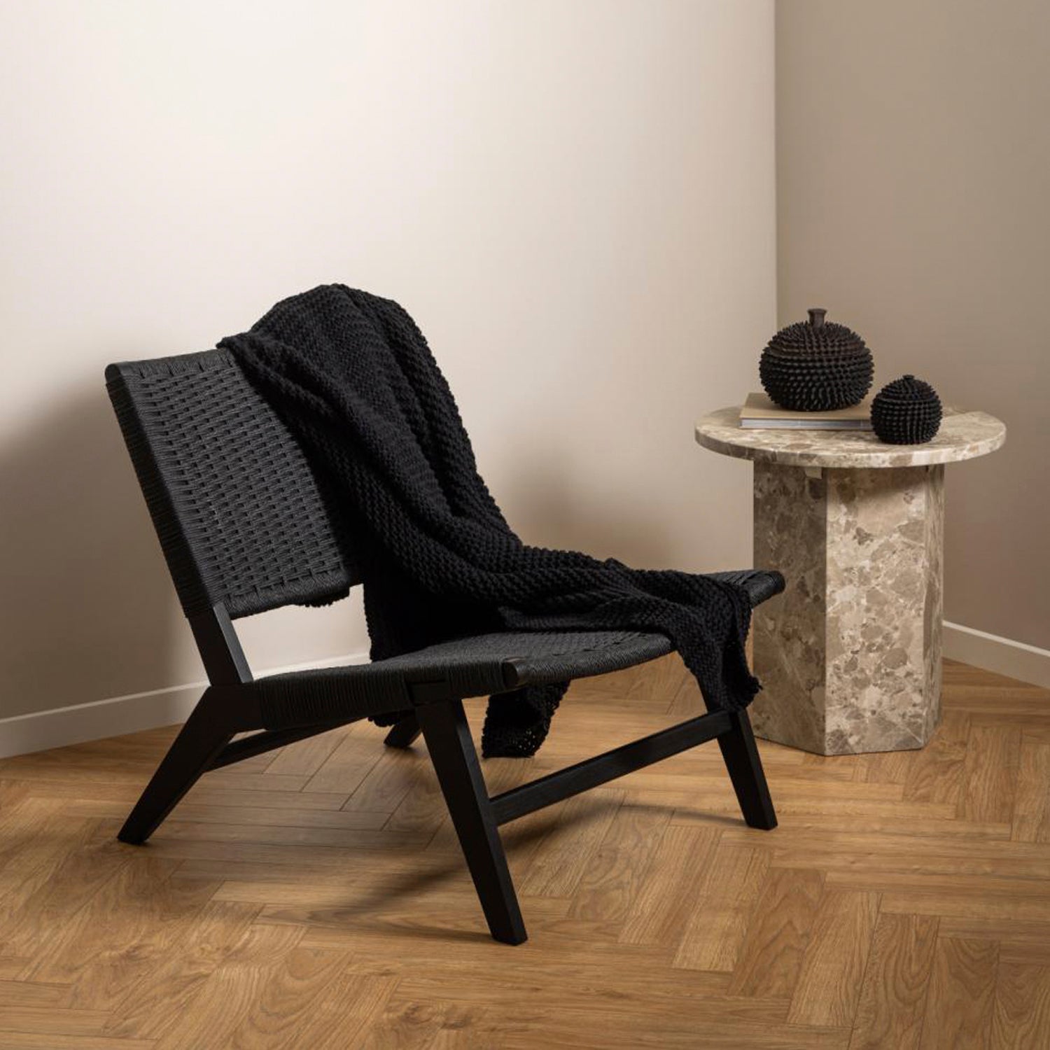 Sitial Madera Estela Negro