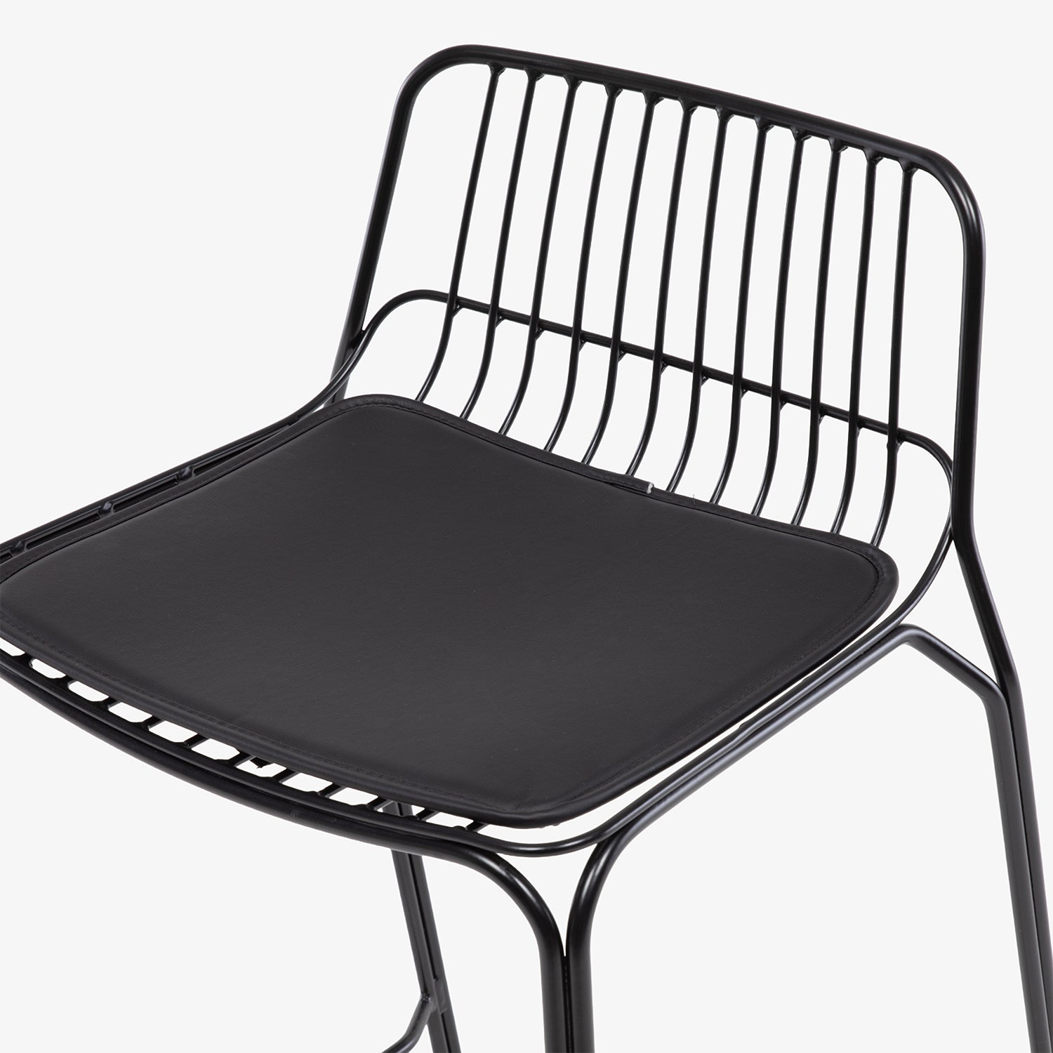 Taburete Alto Metal Isabella Negro - Form Design