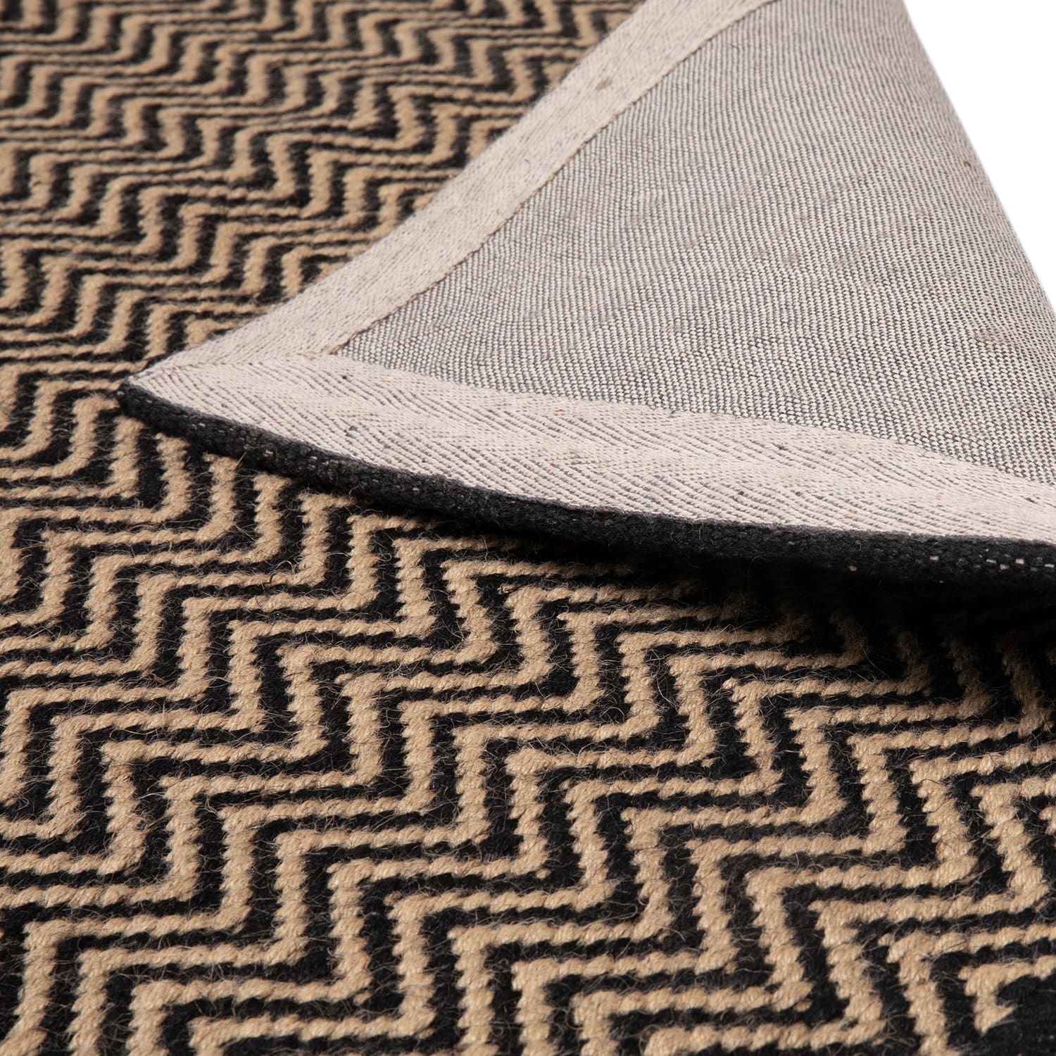 Alfombra Yute Chevron 200x300 Negro