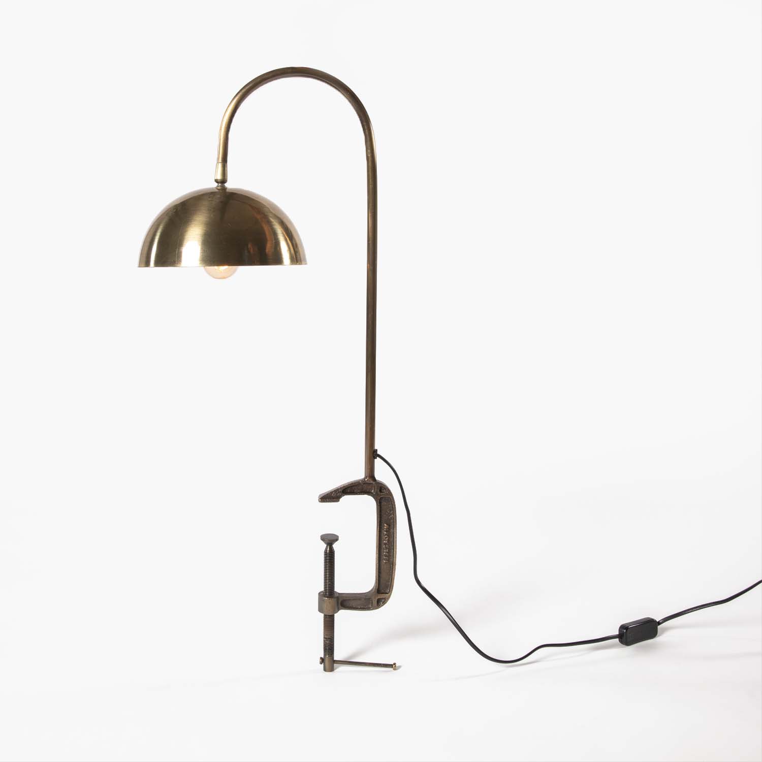 Lámpara de Mesa Bogen Press Bronce