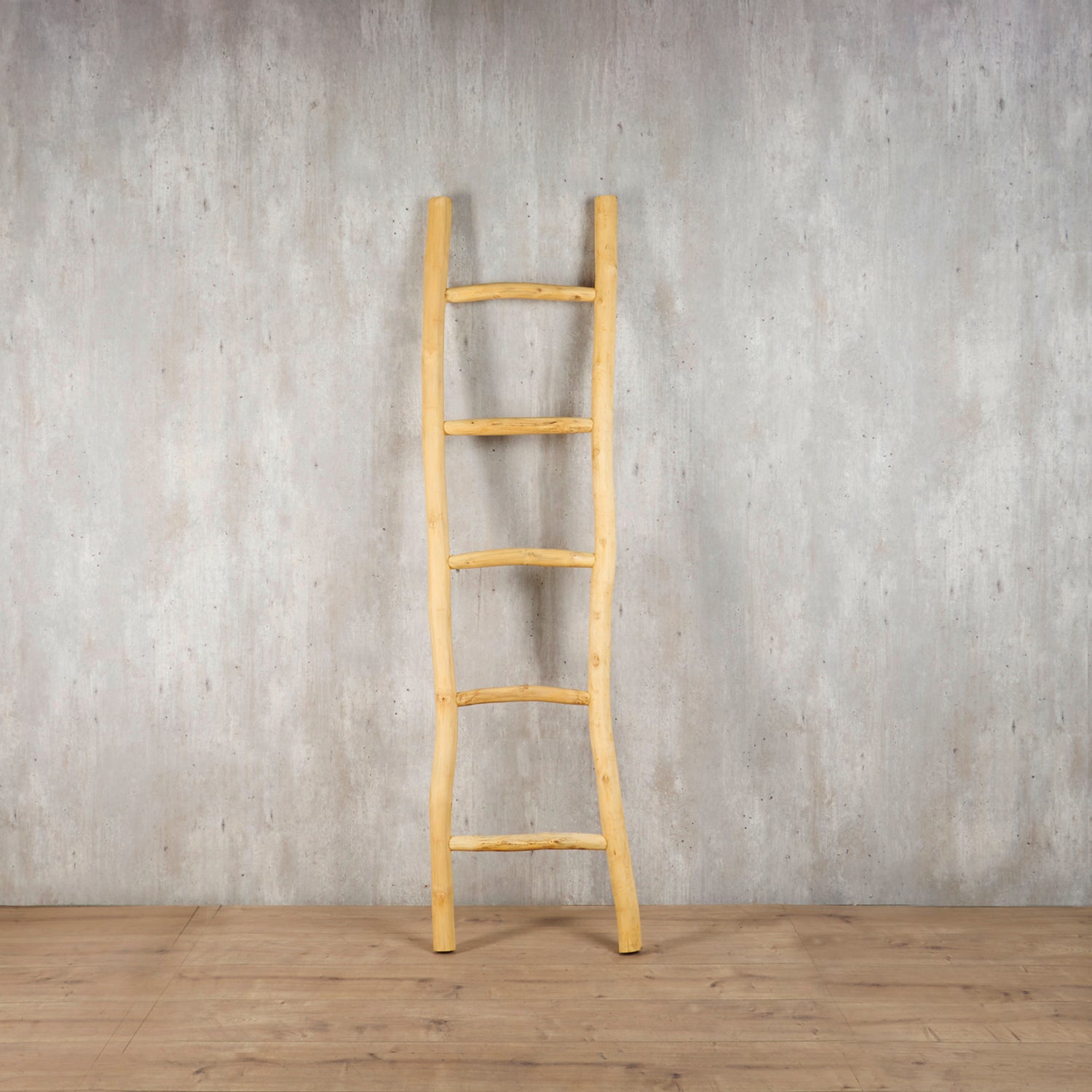 Escalera Noora Teca Natural