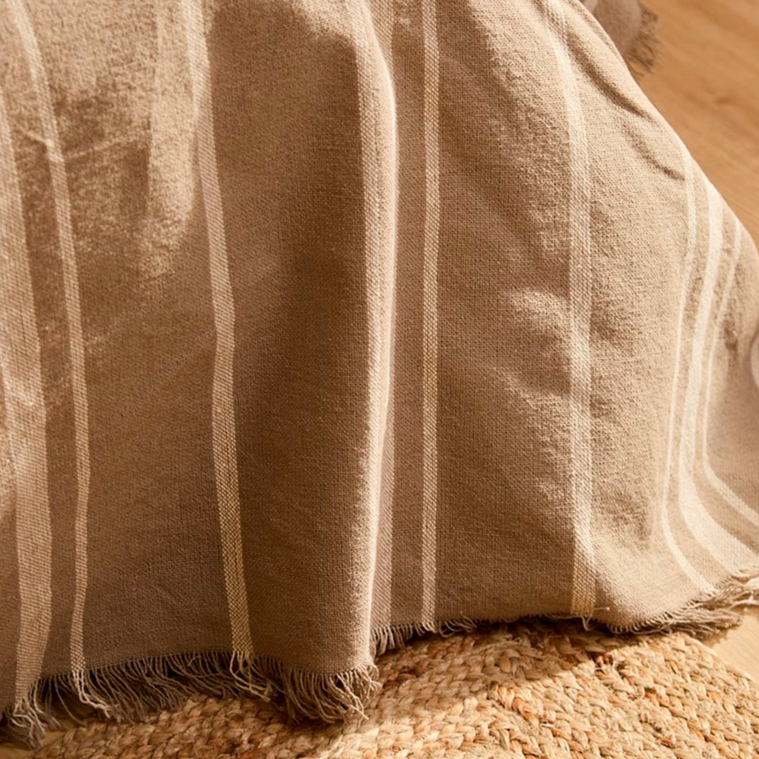 Colcha Sorento Piedra 180x260 (Cama 1 o 1 1/2 Plazas)