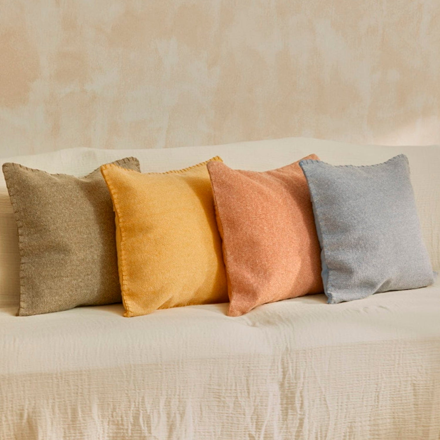 Funda Cojín Asana Amarillo 60x60