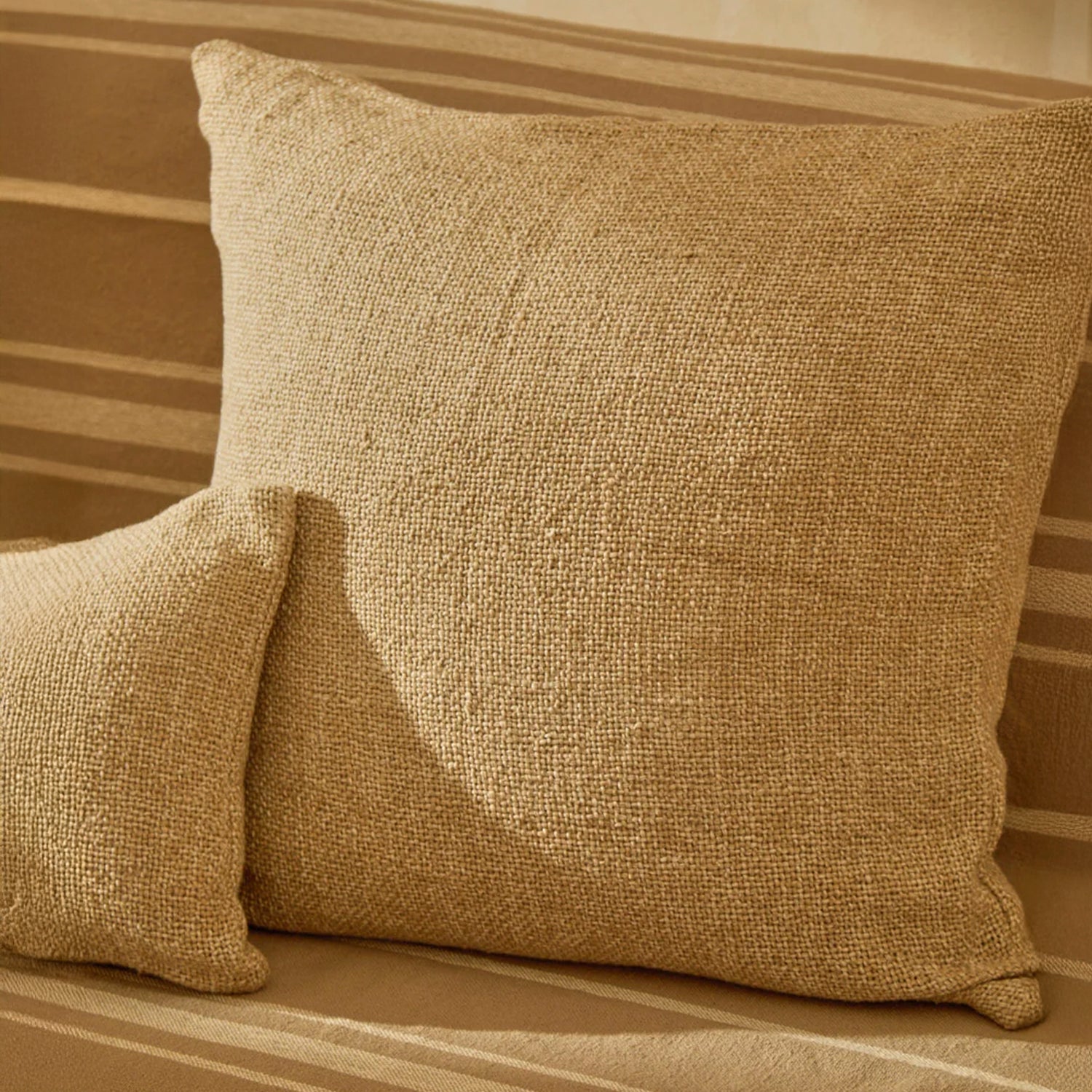 Funda Cojín Corts 60x60 Piedra