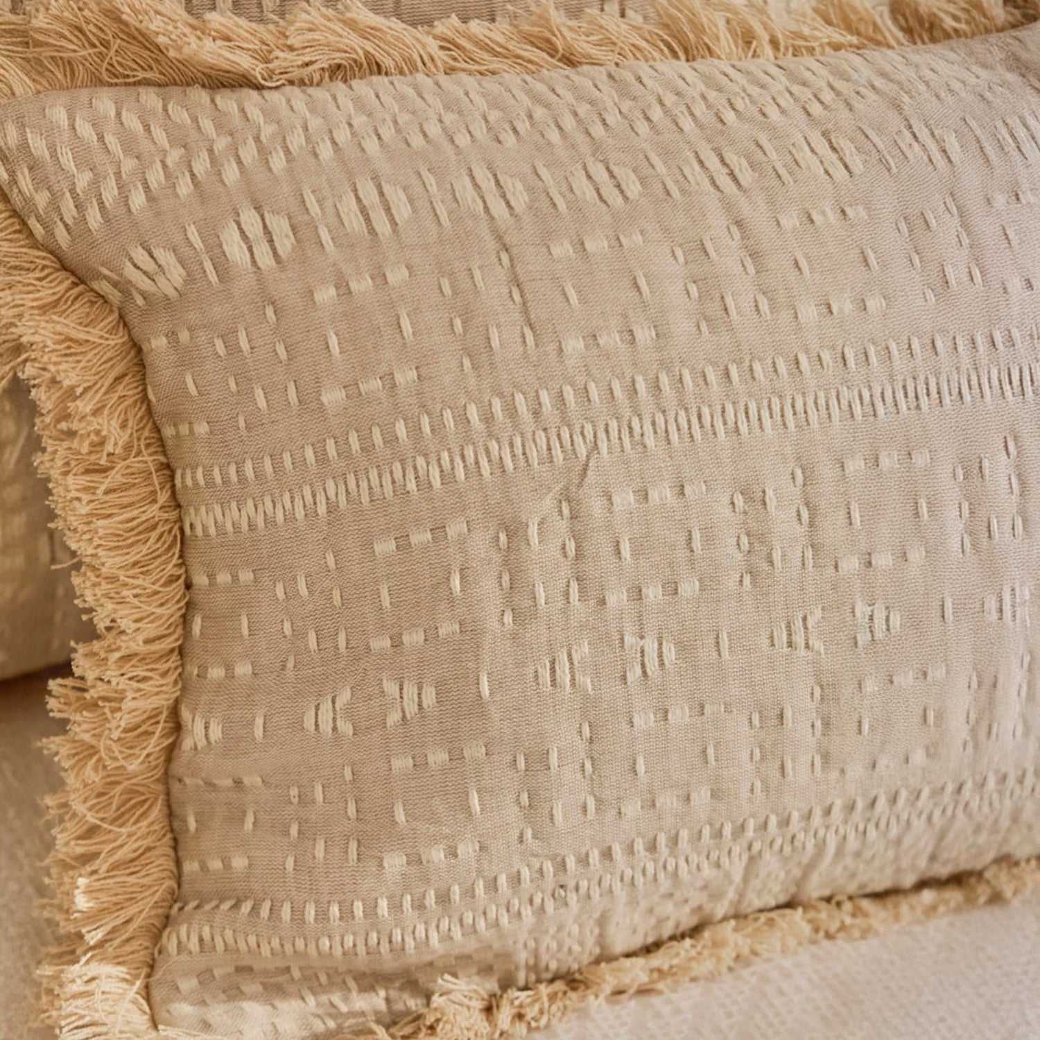 Funda Cojín Dakota 30x60 Beige