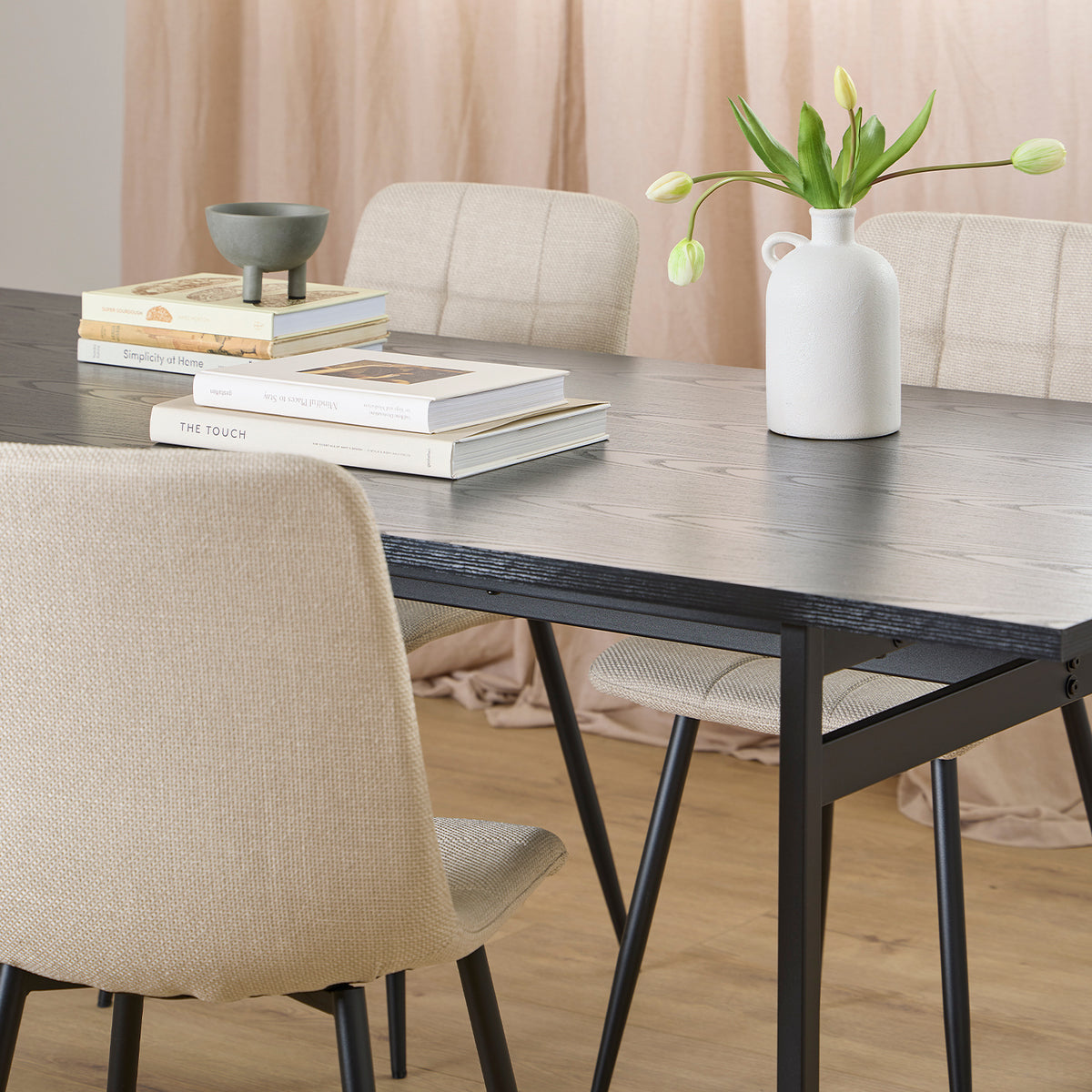 Mesa Comedor Angus Negro