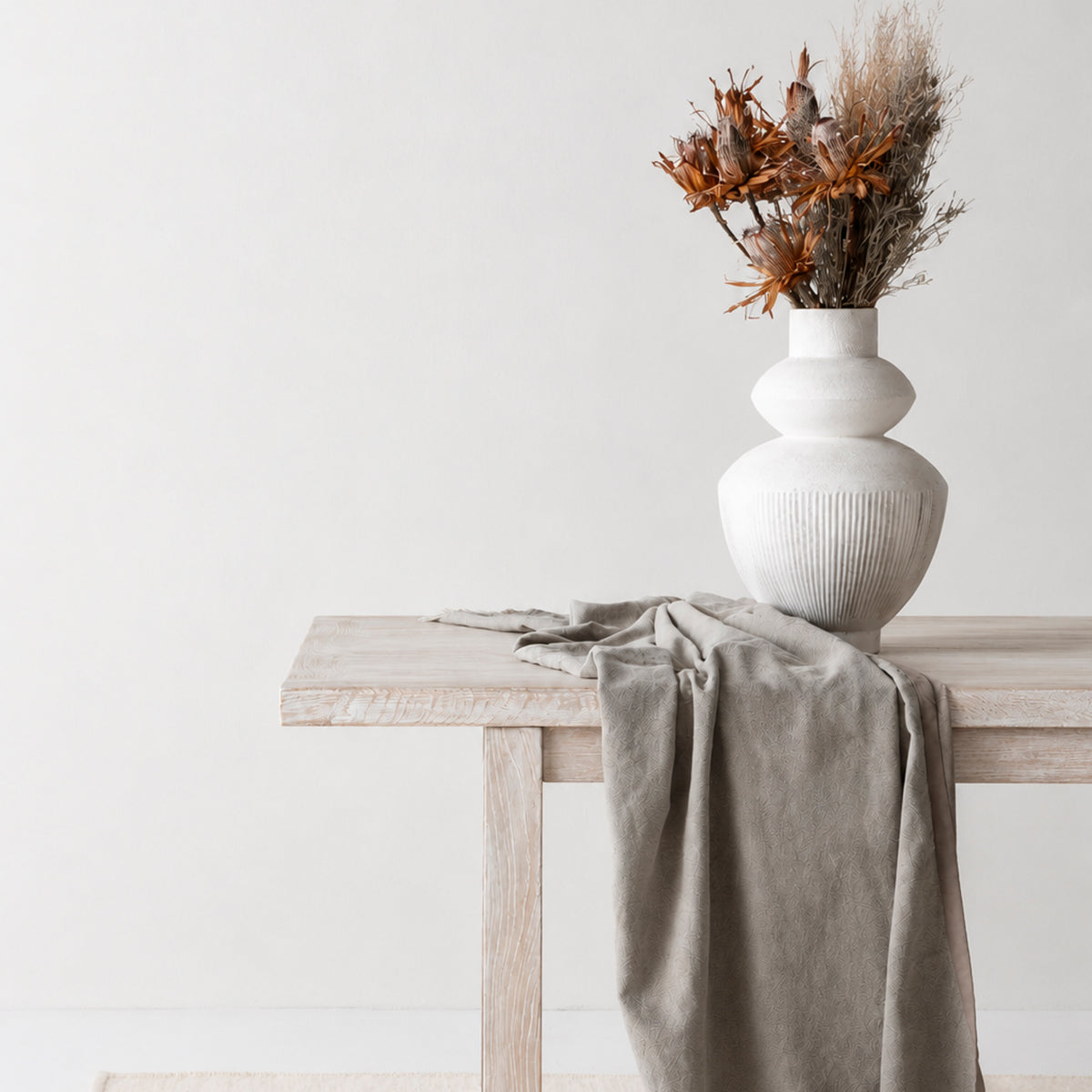 Mesa Comedor Fergus Crudo