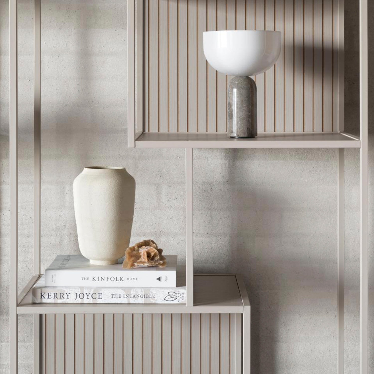 Librero Seaford Taupe