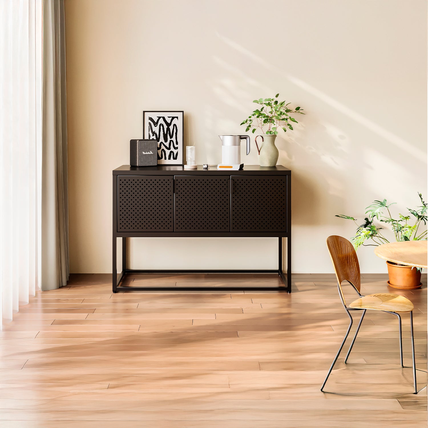 Arrimo Medio Newton 3 puertas Negro