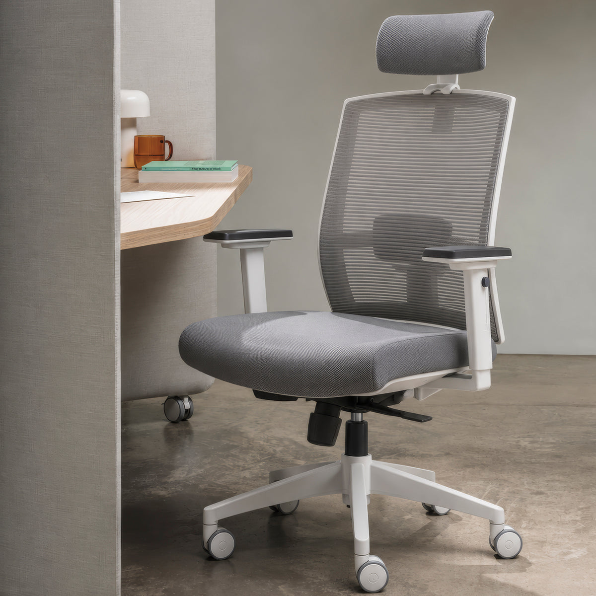 Silla Oficina Taylor Pro Gris Claro con cabecero