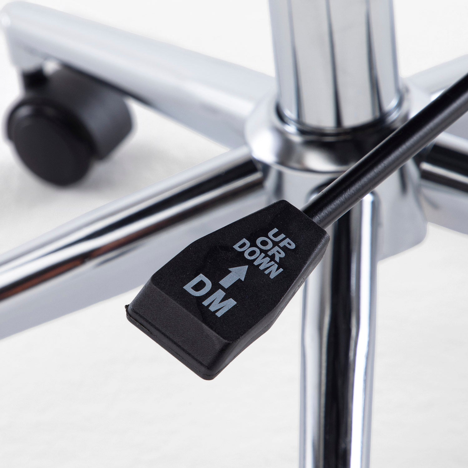 Silla oficina Bishop Media Negro